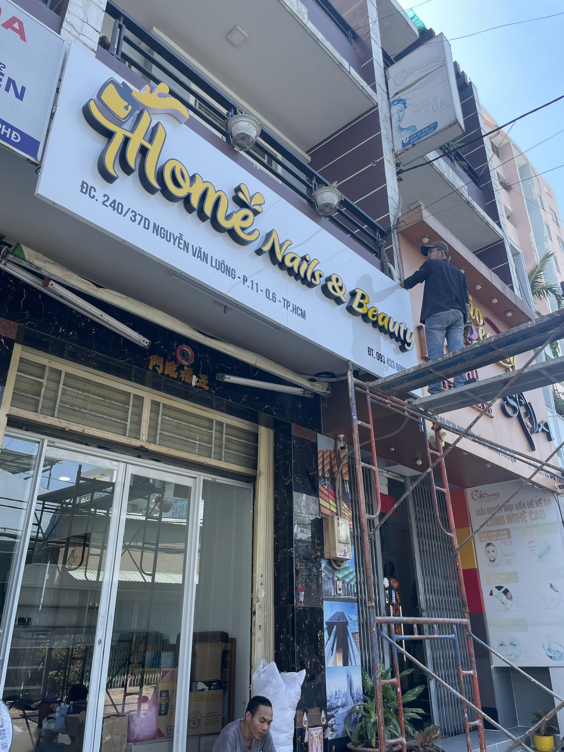 bảng hiệu tiệm nail