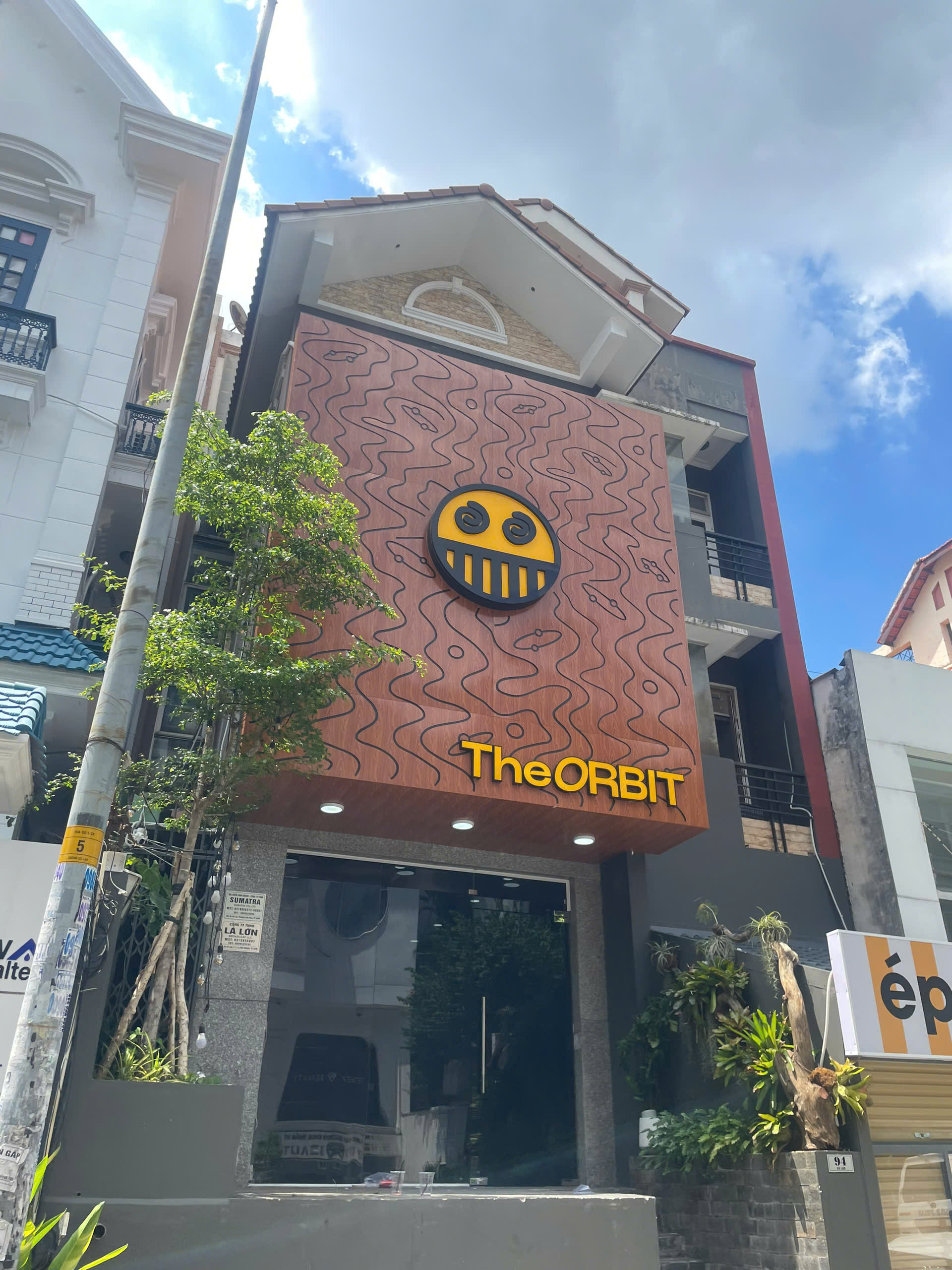 bảng hiệu thiết kế