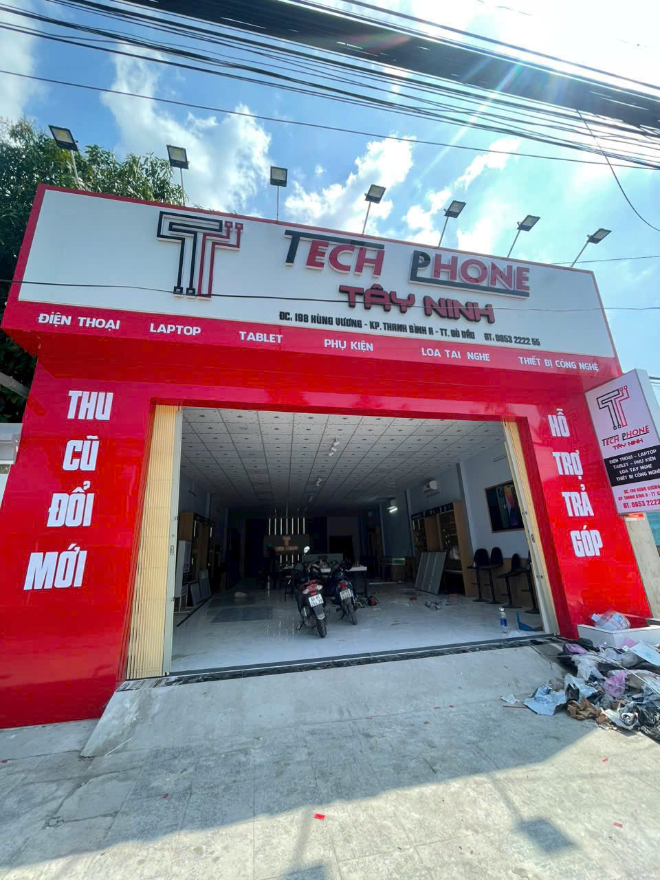 bảng hiệu chuỗi cửa hàng điện thoại