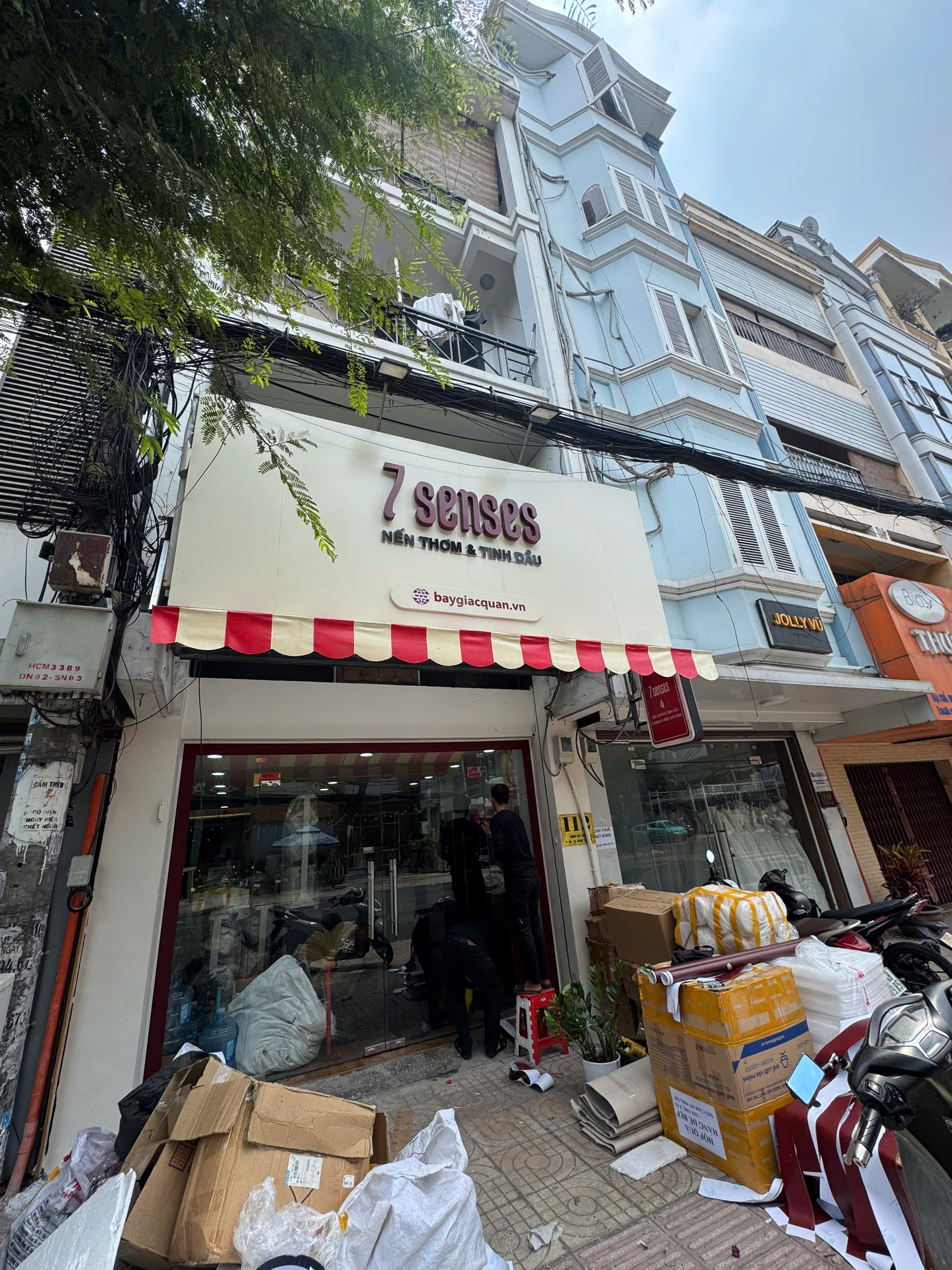 bảng hiệu cửa hàng workshop